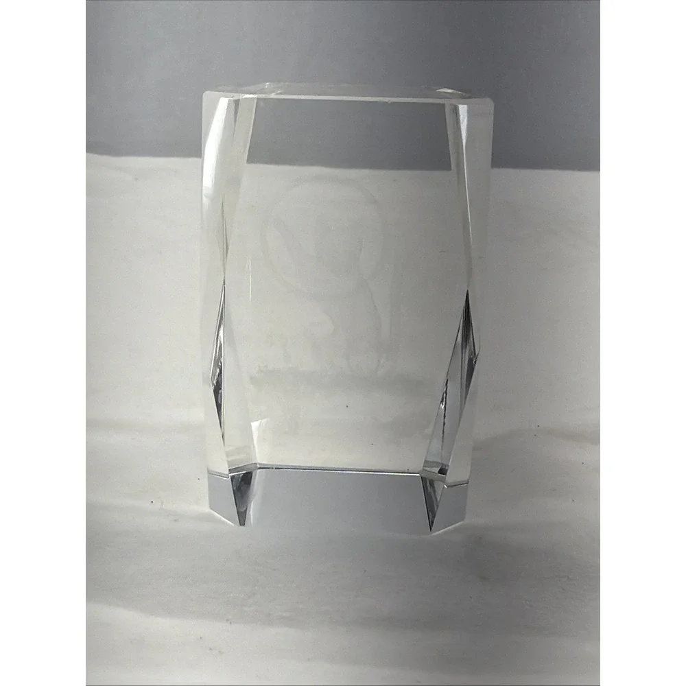 3-D Laser Etched Crystal Clear Glass Cube Paperweight with CATS PLAYING INSIDE